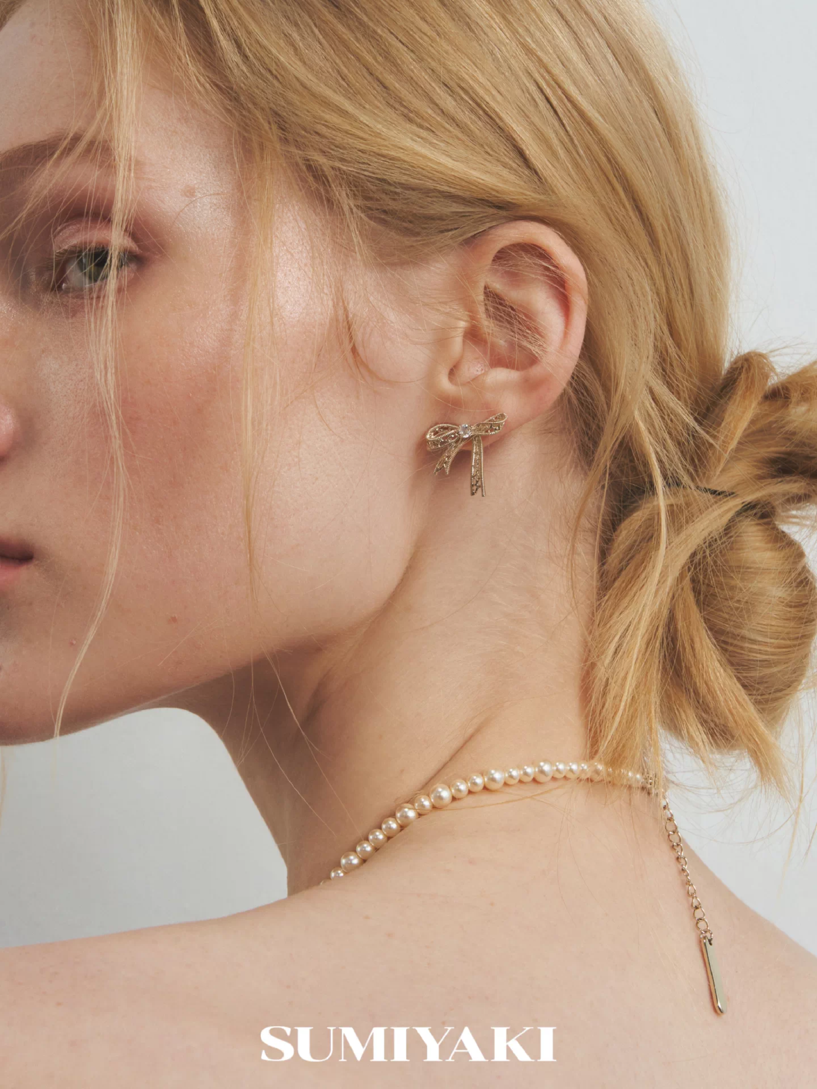 dainty ribbon studs 03 dainty ribbon studs 03