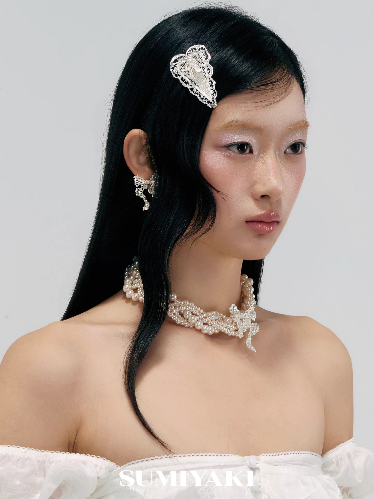 pearl bow choker 07 pearl bow choker 07